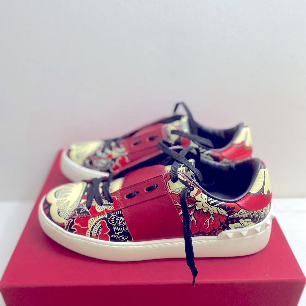 Valentino rockstud sneakers
